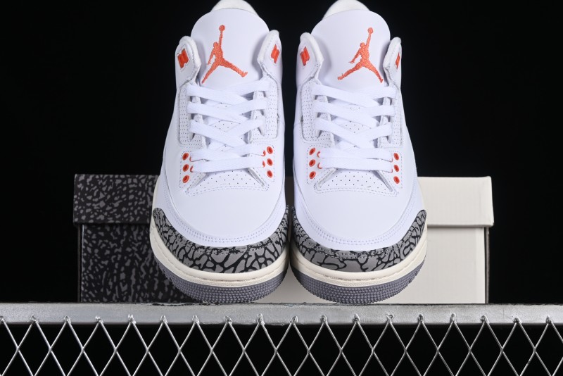 Nike Air Jordan 3 Retro Sneakers in White and Peach Orange - CK9246-121