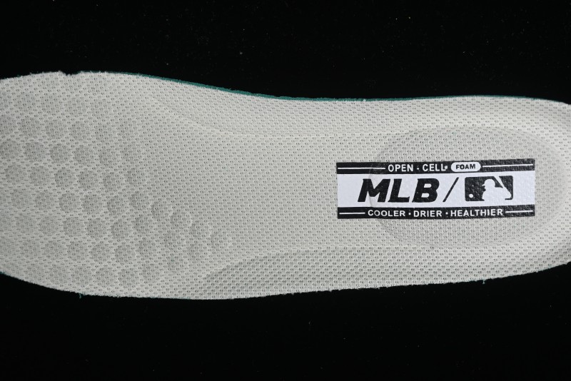MLB Chunky Liner Metal Senior Series Lightweight Platform Casual Sneakers with 6cm Height Increase - 3ASXCLX4N50WHS