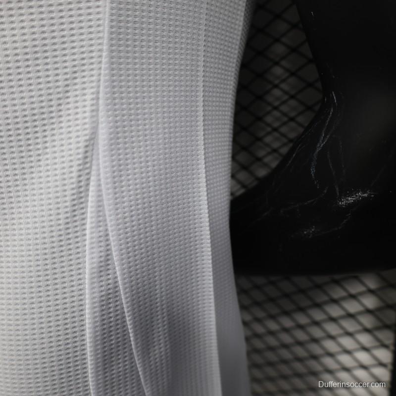 Player Version 25/26 Arsenal White with Emirates Sponsor Jersey