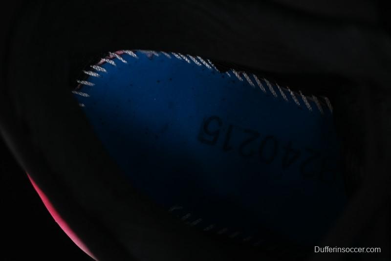 Asics Gel-Kayano 31 Running Shoes with Enhanced Cushioning and Breathable Design - 1012B670-003