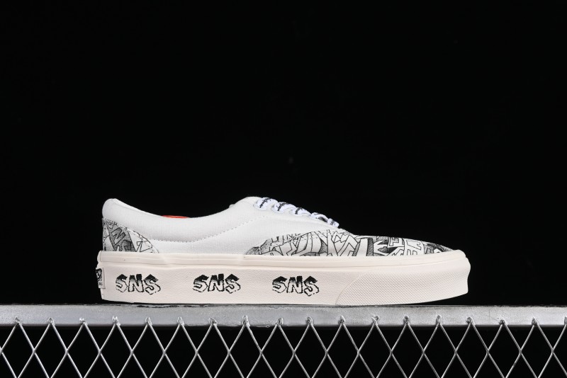 Vans OG Classic Slip-On LX & OG Era LX Sneakersntuff LA Graffiti Collaboration Low-Top Skate Shoes - VN000EYEBPJ