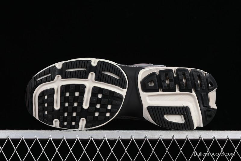 Nike Runtekk Run V2K Low-Top Retro Running Shoes with Cushlon Midsole and Anti-Slip Design - FN6703-001