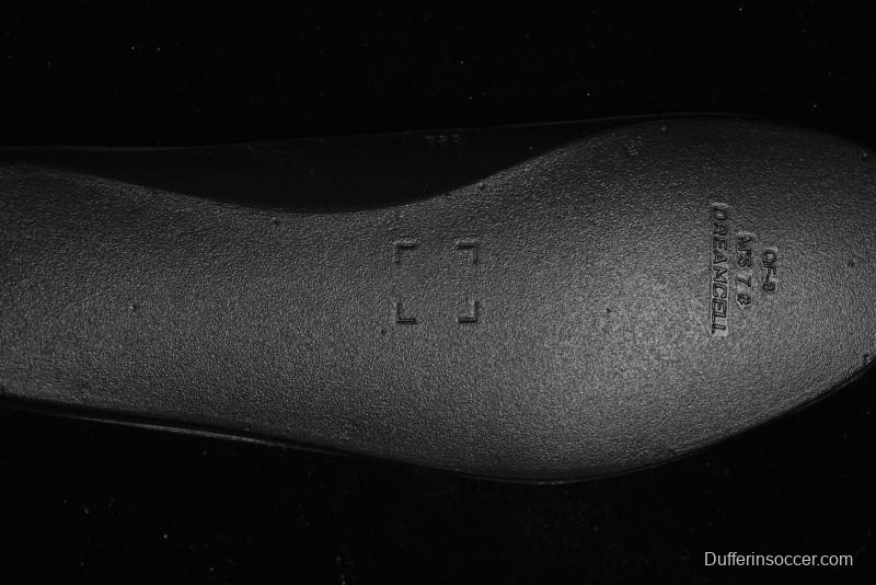 Nike Air Jordan 12 Retro Basketball Shoes in Wolf Grey - CT8013-010