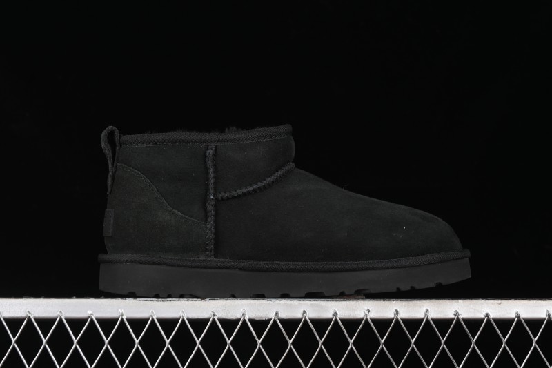 UGG Classic Ultra Mini Short Boots with Genuine Australian Sheepskin and TREADLITE Outsole - 1116109