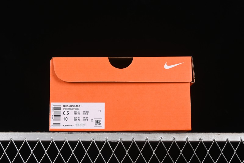 Nike Zoom Winflo 11 Running Shoes with Lunar-Inspired Mesh and Enhanced Cushioning - FJ9509-402