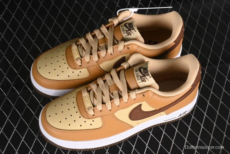 Nike Air Force 1 '07 Low Casual Sneakers with Full-Length Air Cushion - HQ3905-200