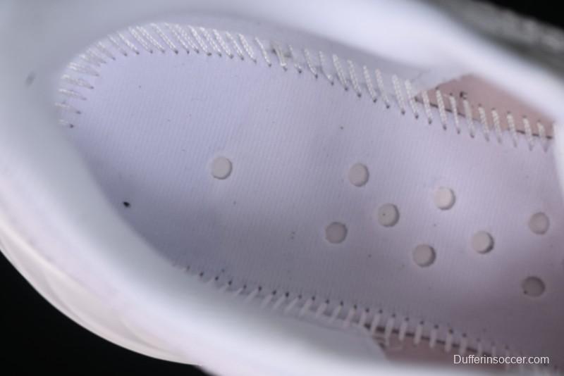 Nike Air Zoom Pegasus 35 Running Shoes with Zoom Air Cushion and Breathable Engineered Mesh - FQ7261-108