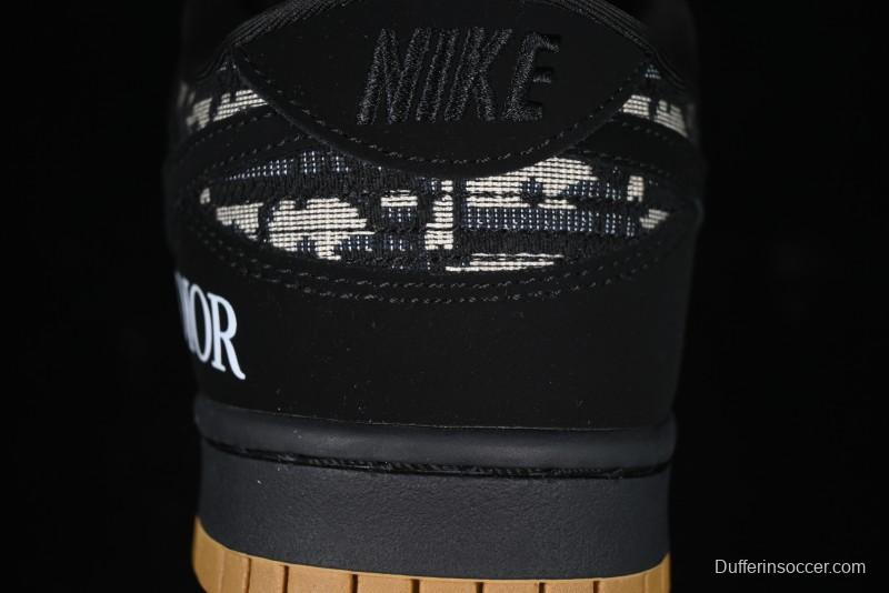 Nike SB Dunk Low APE Collaboration - Camouflage Black Swoosh Anniversary Custom Low-Top Casual Sneakers - KK1333-017