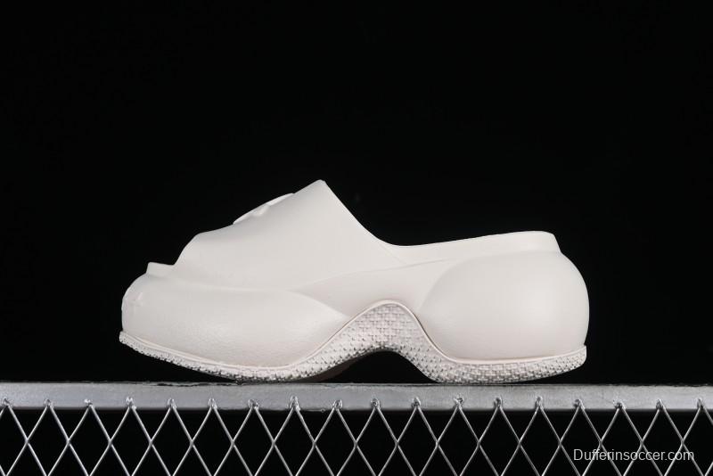 SMFK COMPASS Embossed One-Piece Platform Slides - E9066