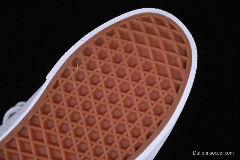 Vans Knu Skool Low-Top Retro Chunky Sneakers - VN000D22BH7