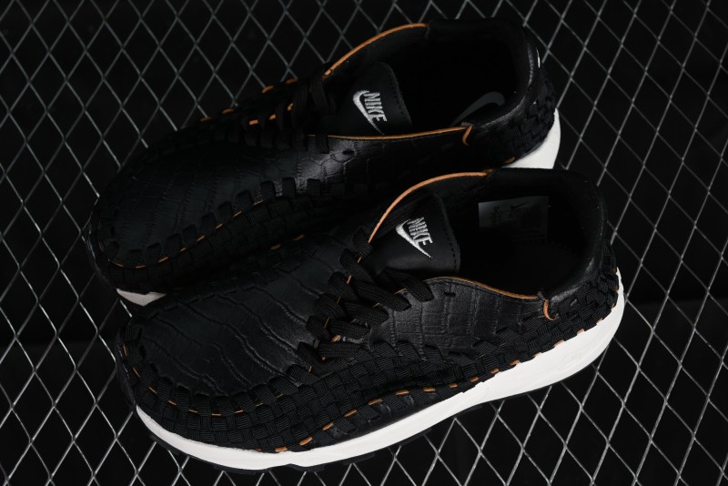 Nike Air Footscape Woven Asymmetrical Woven Slip-Resistant Low-Top Lifestyle Sneakers - FQ8129-010
