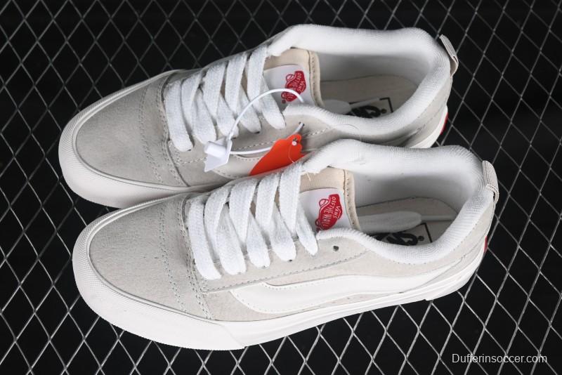 Vans Knu Skool Low-Top Retro Chunky Sneakers - VN000D750CK