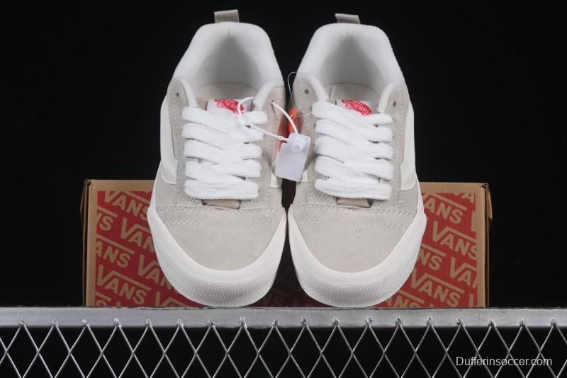 Vans Knu Skool Low-Top Retro Chunky Sneakers - VN000D750CK
