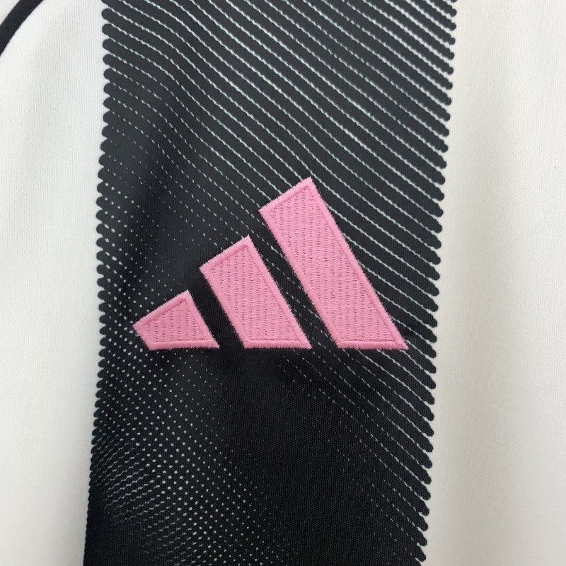 25/26 Juventus Home Jersey