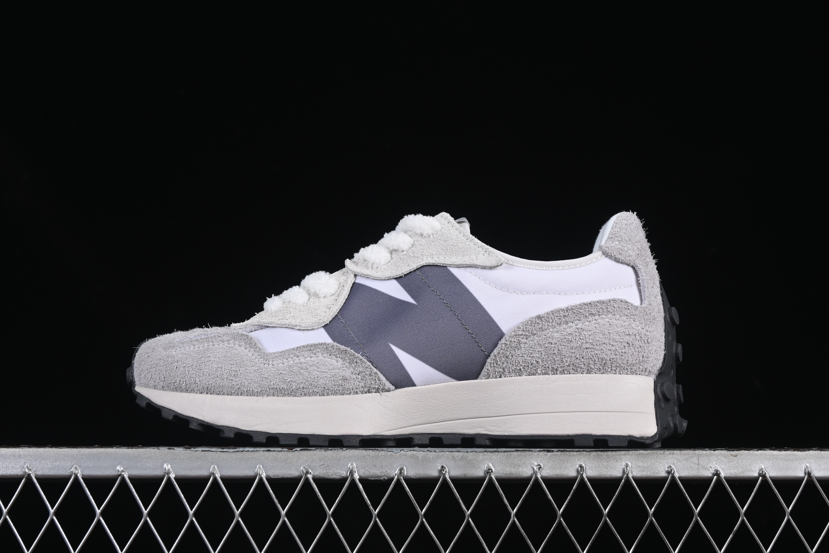 New Balance 327 Series Retro Casual Running Shoes - U327WGR