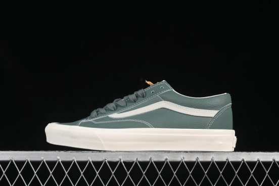 Vans Old Skool 36 Low-Top Retro Skate Shoes - VN000D57FRS