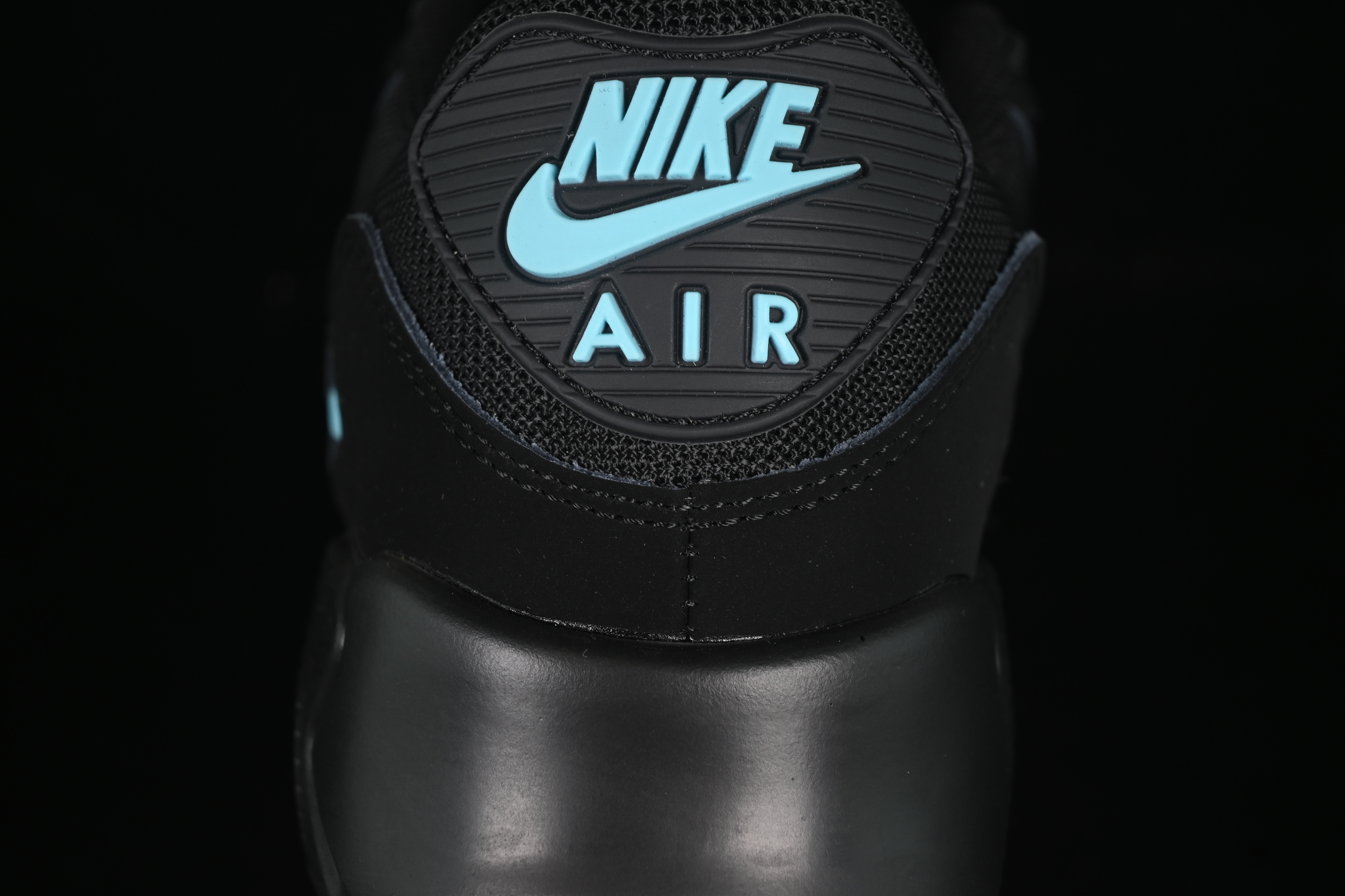 Nike Air Max 90 Retro Running Shoes with Air Cushion Technology - HV6224-001