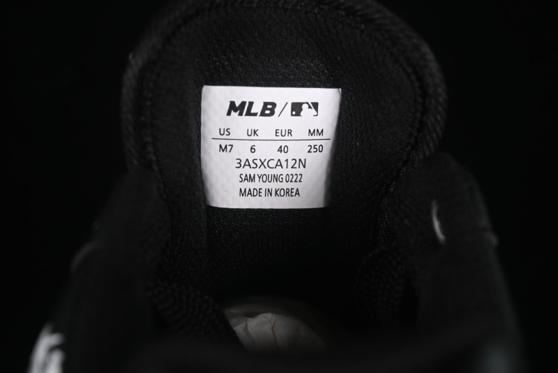 New York Yankees MLB Chunky Liner Custom Platform Sneakers - 3ASXCA12N50WHS