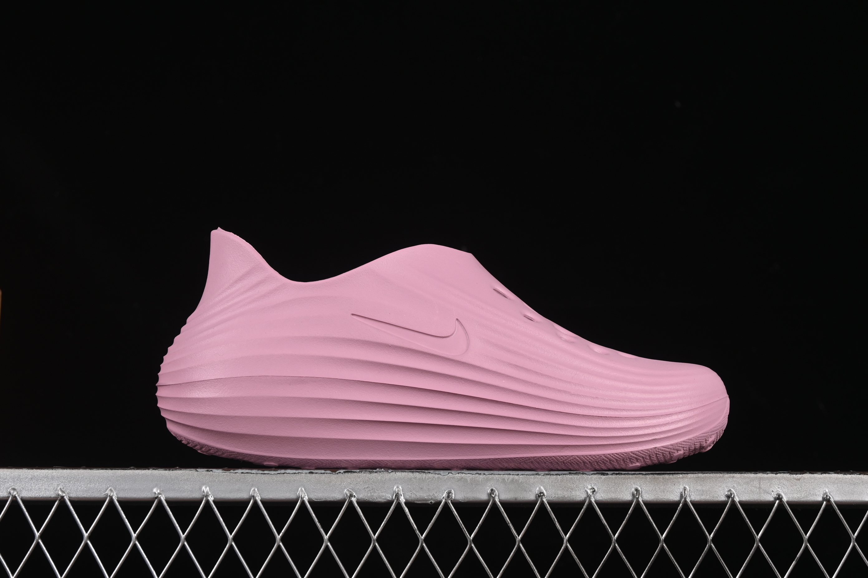 Nike ReactX Rejuven8 Summer Sandals with Soft ReactX Foam for Ultimate Comfort - HV5062-600