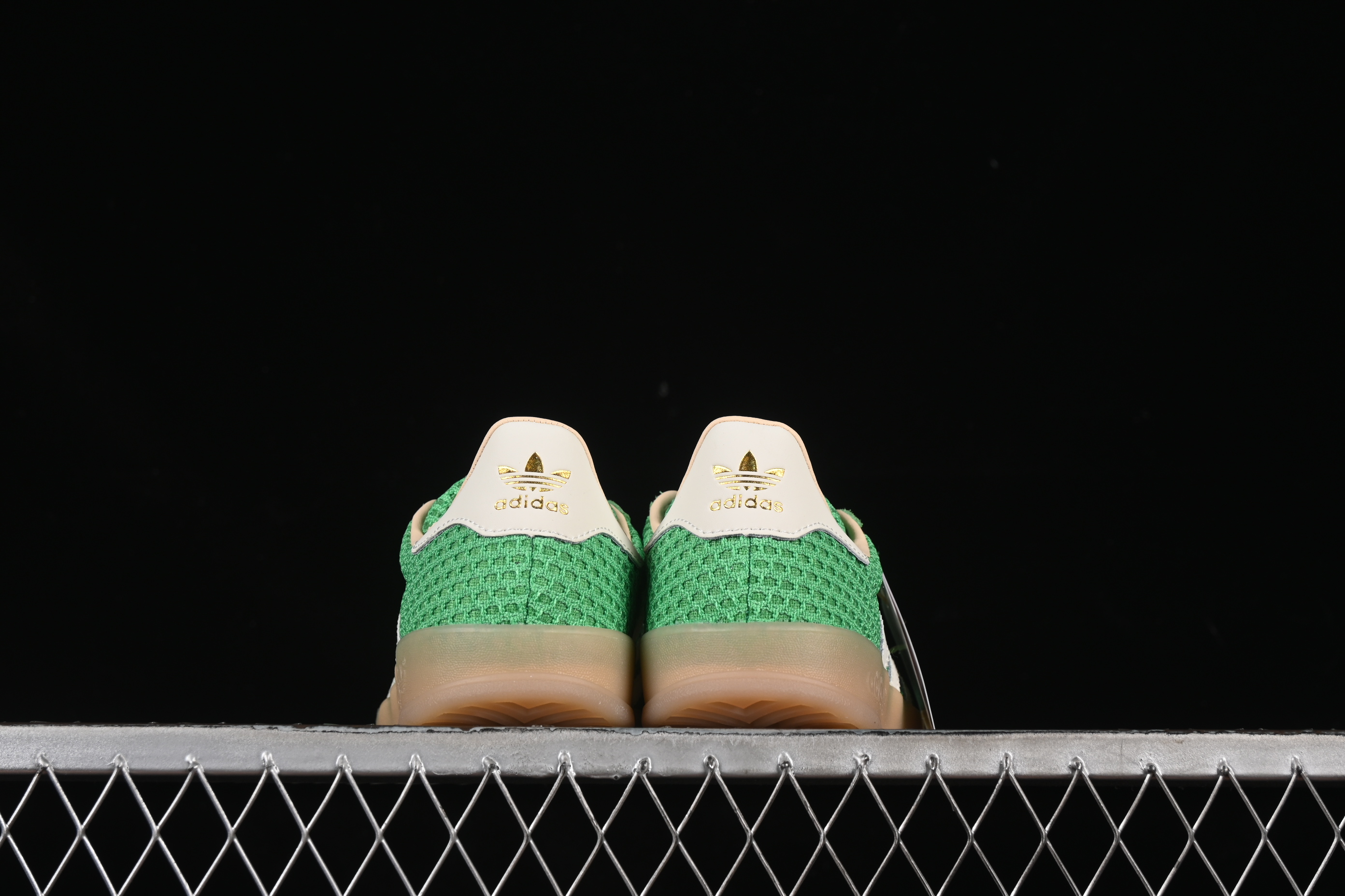 Adidas Originals Gazelle Indoor Retro Casual Sneakers with Anti-Slip and Durable Design - JH5417