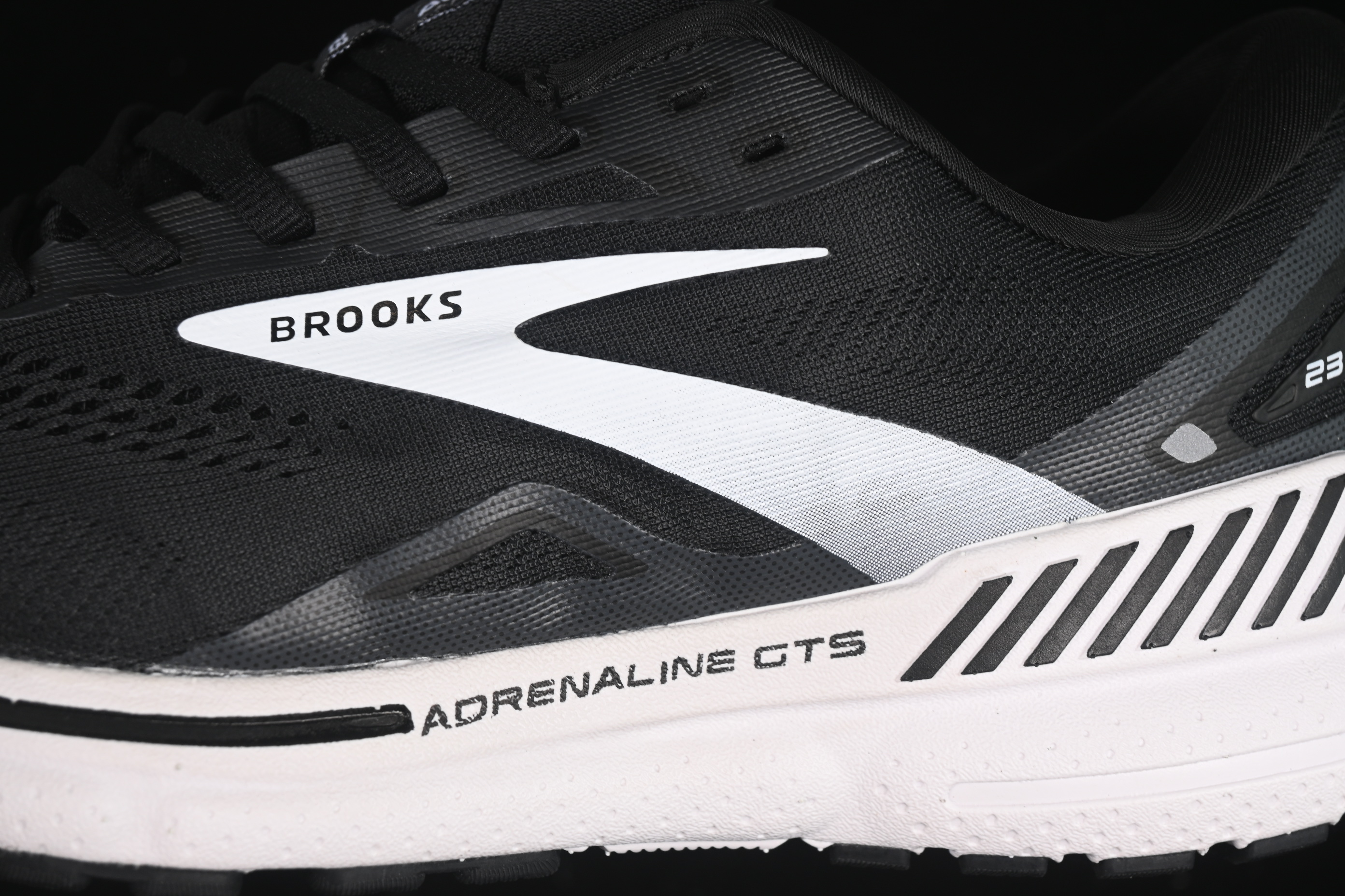 Brooks Adrenaline GTS 23 Running Shoes with Enhanced Support and Breathable Mesh - 1203811B004