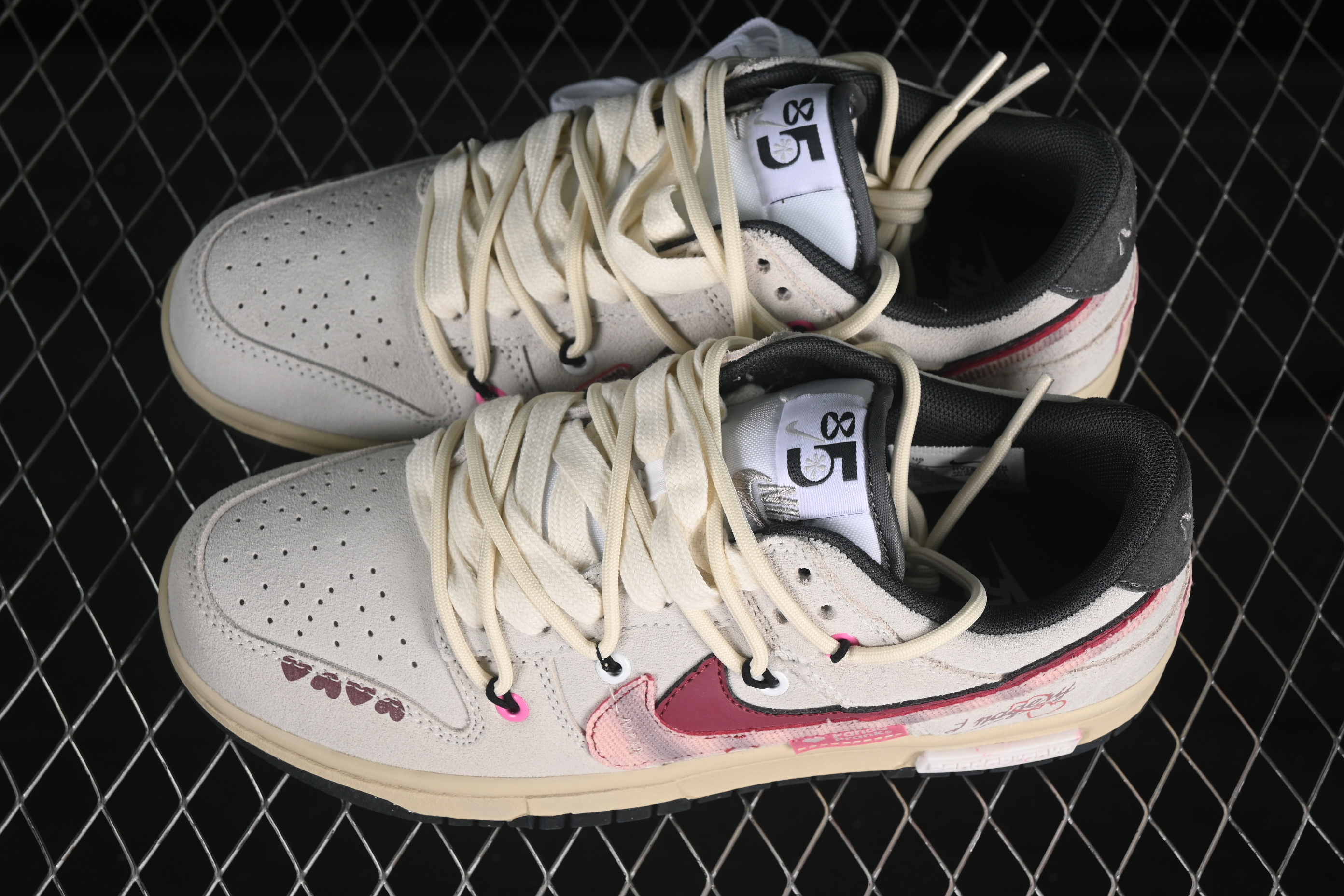 Nike Dunk Low Panda Valentine's Day Mischief Film Love Letter Low-Top Casual Sneakers - HV1800-101