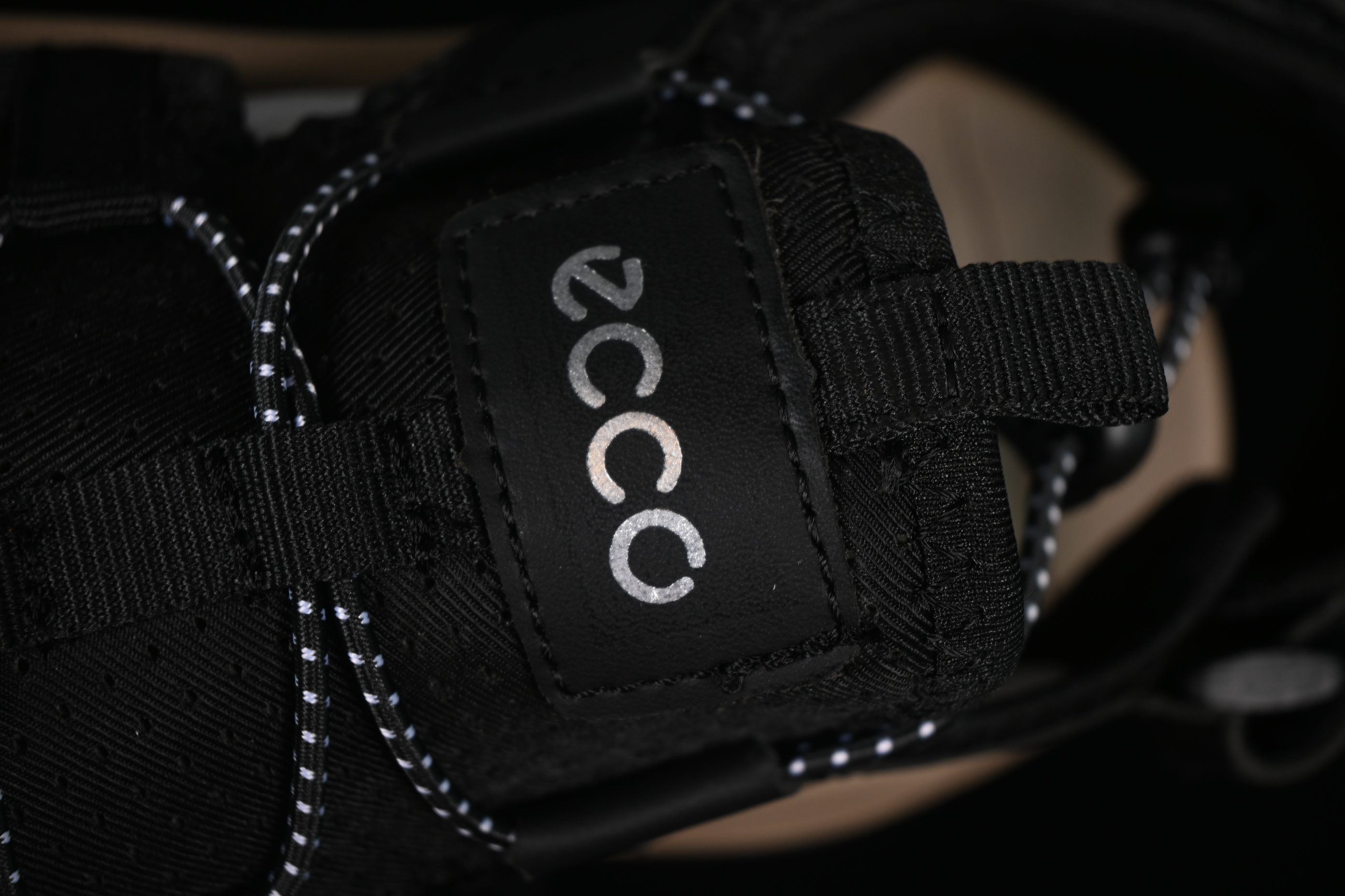 ECCO Off Trail Series Outdoor Sport Toe-Covering Leisure Sandals - 68936801001