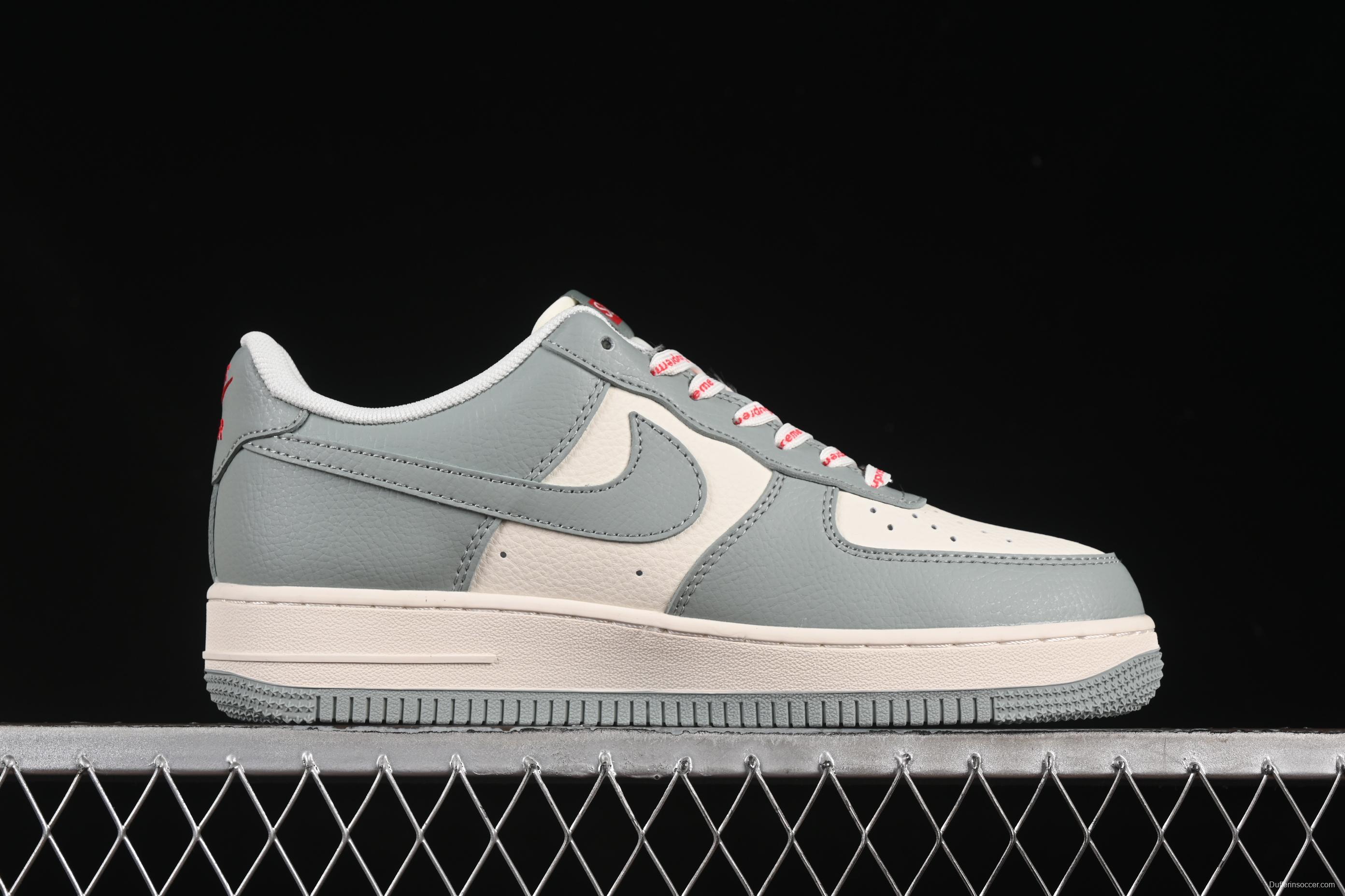 Nike Air Force 1 '07 Low Supreme Collaboration Shoes in Grey - ZH2598-319