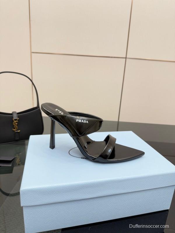2025 Women Prada Black Leather Sandals