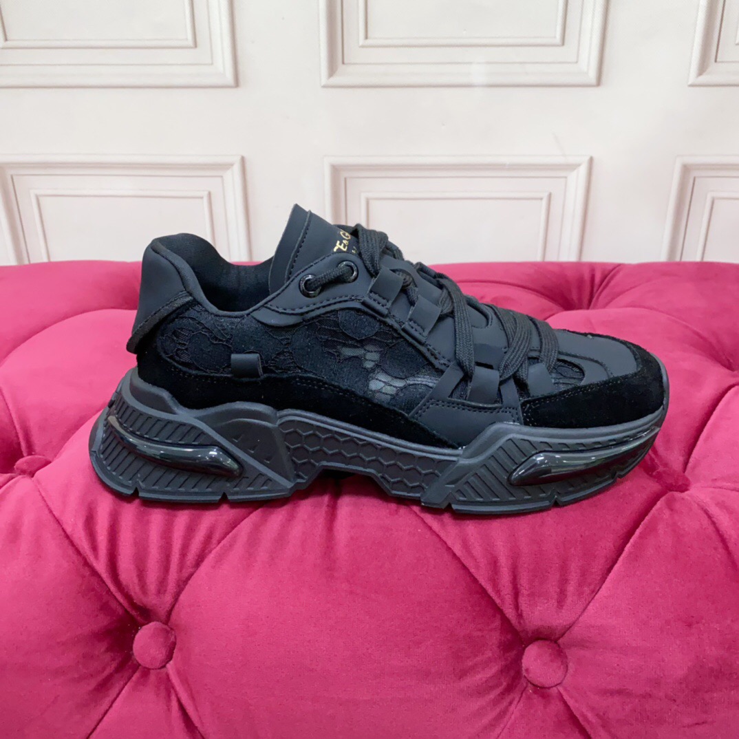 2025 Unisex Dolce & Gabbana Black Mesh Leather Sneakers LY00340