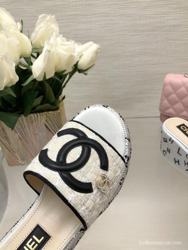 2025 Slippers Chanel White Black Fabric Platform Logo LY00320