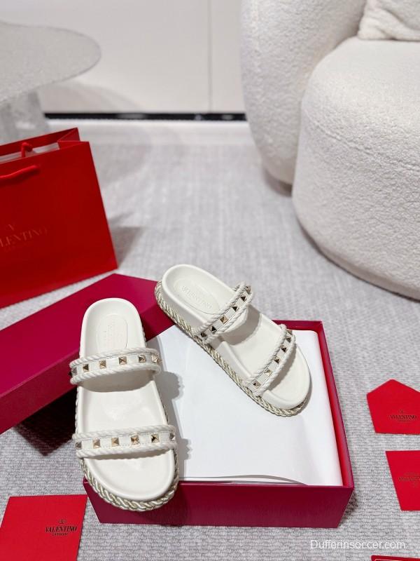 2025 Women Valentino White Leather Sandals Studded LY00250