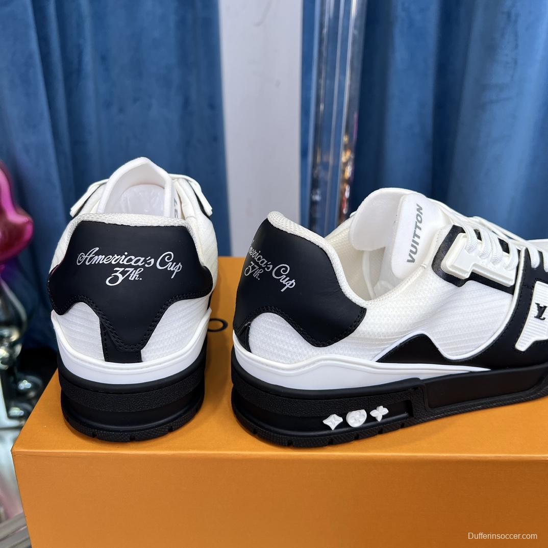 2025 Unisex Louis Vuitton White Black Leather Sneakers
