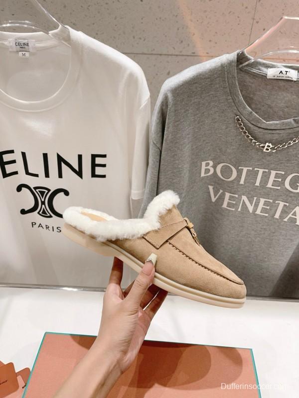 2024 Slippers LP Beige Suede Shearling MJ00310