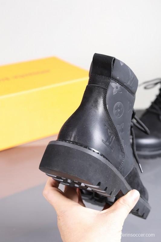 2024 Men Louis Vuitton Black Leather Nubuck Ankle Boots MJ00470