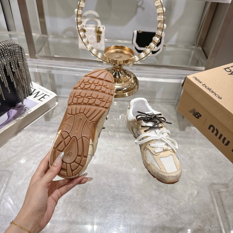2025 Women New Balance Beige White Leather Mesh Sneakers
