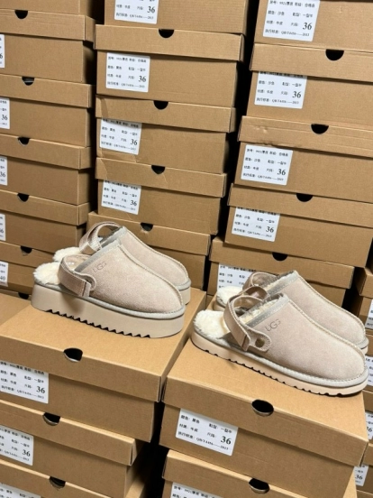 2024 Women UGG Sand Suede Slippers MJ00170