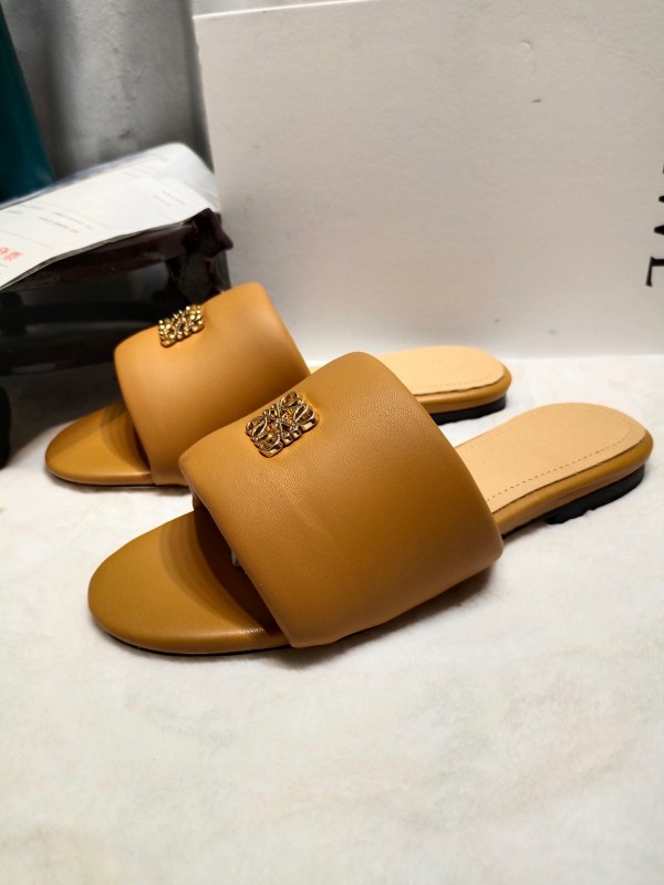 2025 Women Loewe Tan Leather Slippers LY00260