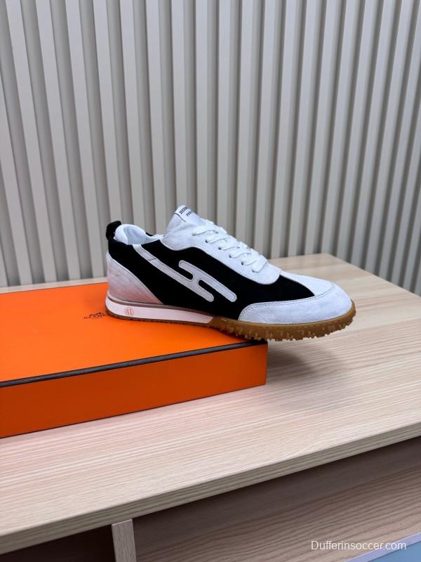 2025 Unisex Hermès White Black Suede Down Fabric Sneakers Top Version KFY00300