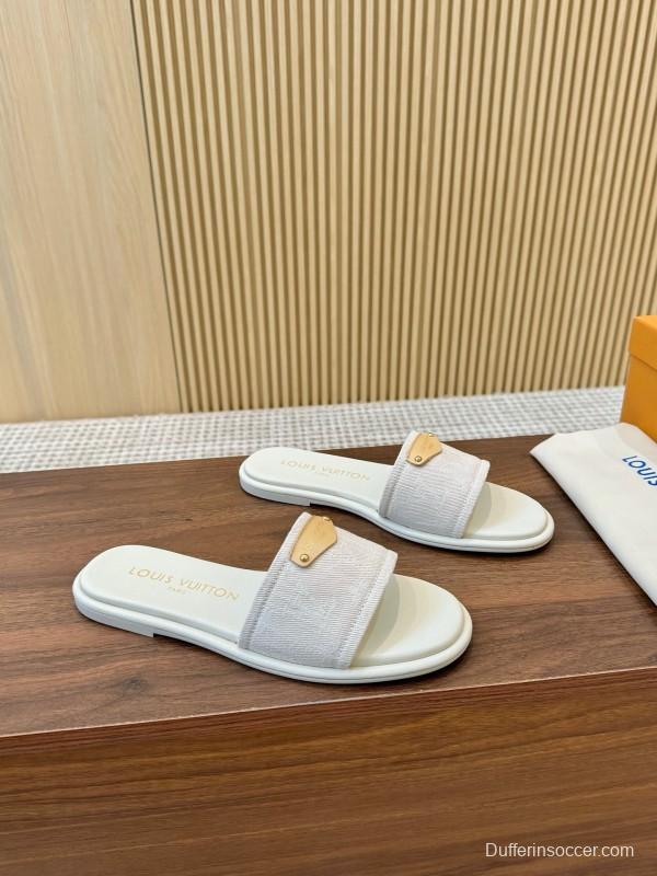 2025 Women Louis Vuitton White Leather Slippers LY00200