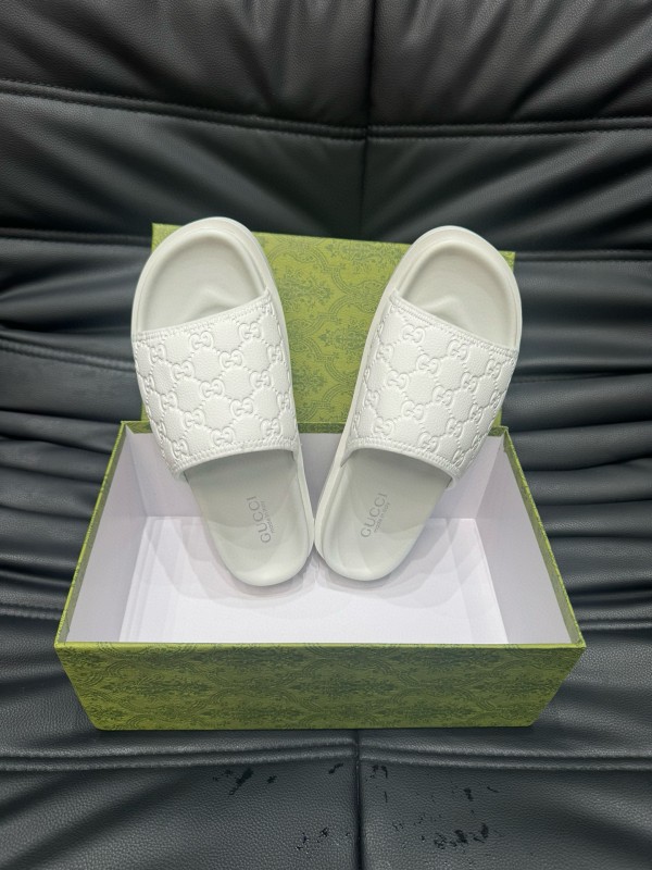 2024 GUCCI White Leather Slippers MJ00200