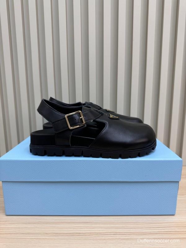 2025 Women Prada Black Leather Clog LY00280