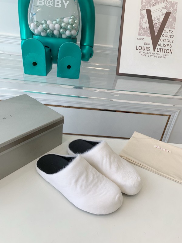 2024 Unisex Marni White Leather Slippers
