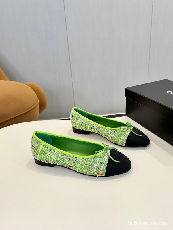 2025 Women Chanel Green Black Lambskin Ballet Flats LY00250