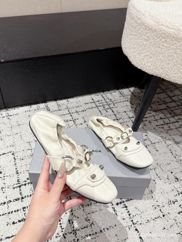 BALENCIAGA Cagole Metal Studs Ballet Flats - KFY00300