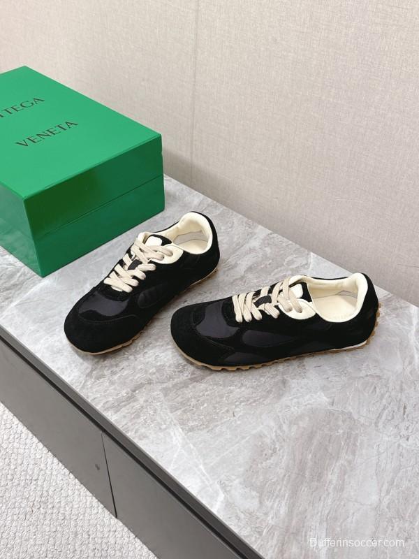 2025 Unisex Bottega Veneta Black Nylon Suede Sneakers KFY00290