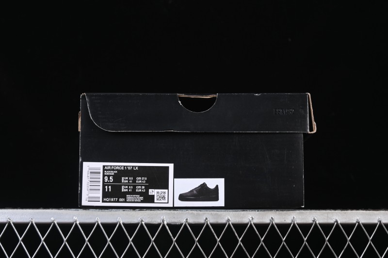 Nike Air Force 1'07 Low Casual Sneakers with Full-Length Air Cushion - HQ1977-001