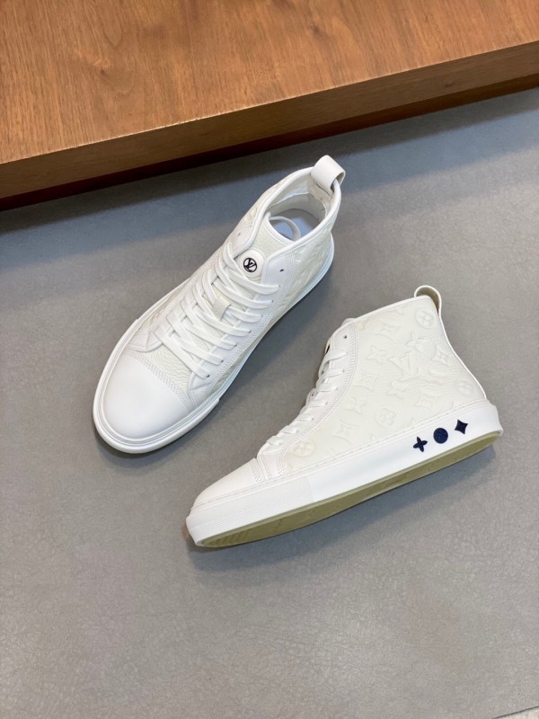 Adidas Originals Casual Sports Boots with High-End Leather Construction - KFY00460