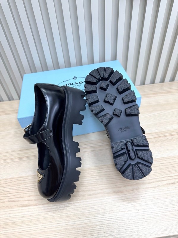 Prada 2025 SS Platform Mary Jane Shoes - LY00300