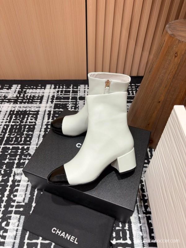 Chanel 2025/SS Quilted Patent Leather Block Heel Elastic Ankle Boots - LY00350